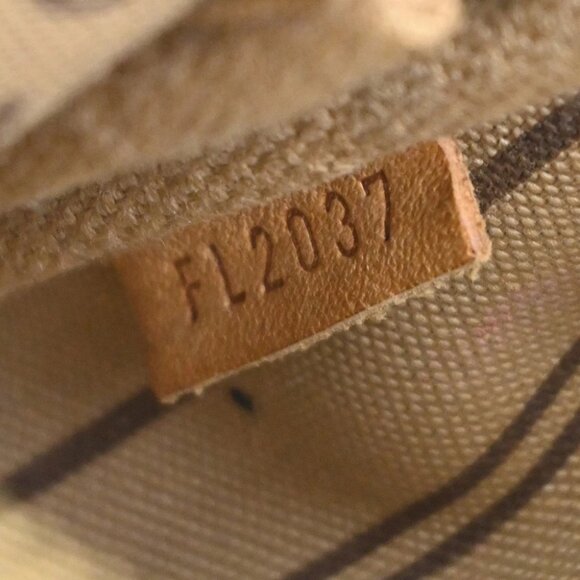 LOUIS VUITTON T&B Mini Pochette Accessoires Hand Bag Monogram BN - Picture 10 of 12